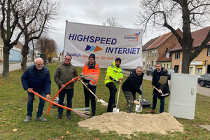 Spatenstich für den Breitbandausbau in Güsten